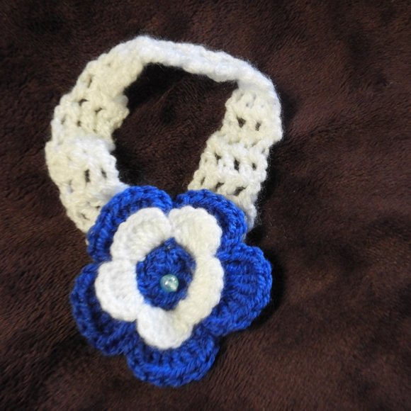 Newborn Headbands, Newborn photo props,  hand knitted headbands - Picture 3 of 3